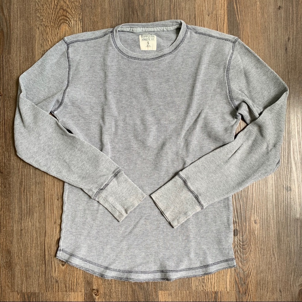 Mossimo Supply Co. Long Sleeve Tee Shirt Gray
